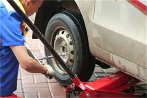 王辛庄附近拖车24小时服务热线电话