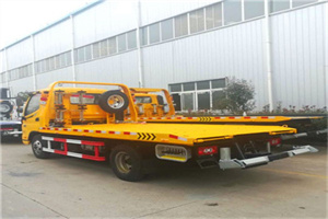 王辛庄附近拖车救援搭电